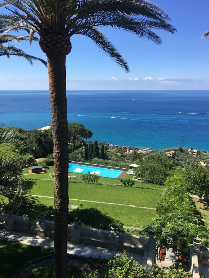 Villa Riviera Resort Lavagna Esterno foto